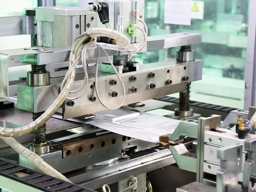 Aluminum-Plastic Film Punching Machine Aluminum-Plastic Film Punching Machine